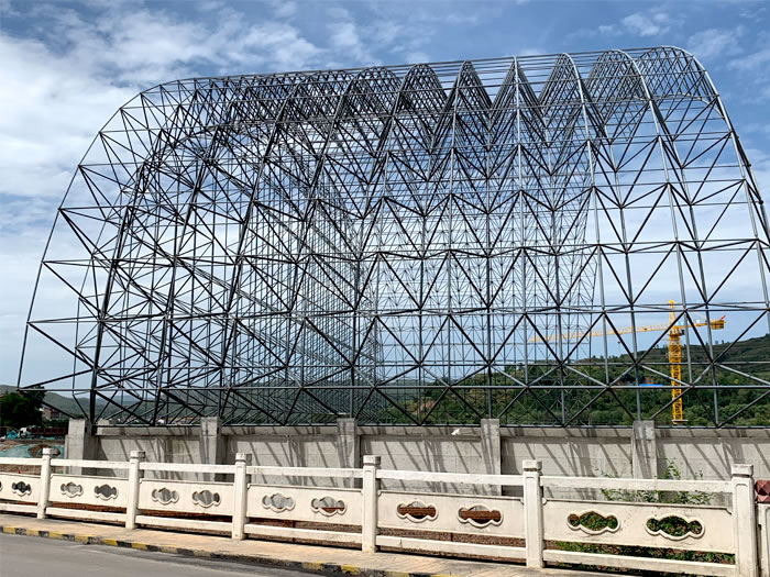 东方山寨矿储煤棚网架